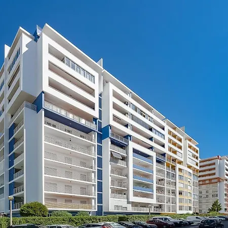 Apartment White Ocean By Real Life Concierge *